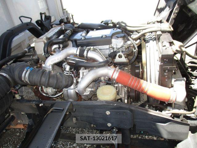 Isuzu FORWARD 2018-09 302758-29
