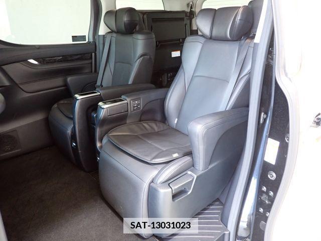 Toyota ALPHARD 2018-12 348250-10