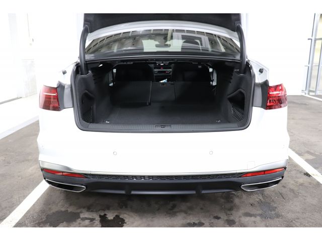 Audi A4 2021-03 18299-14