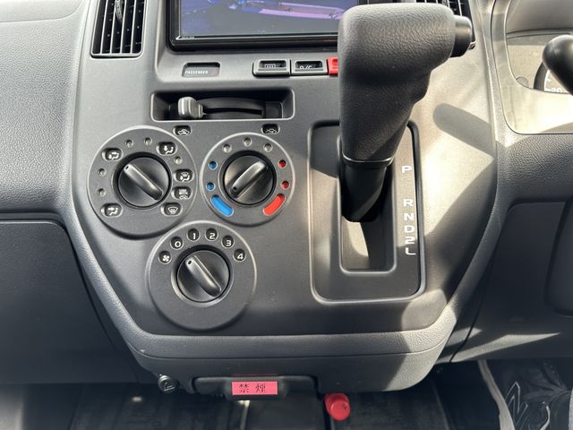 Toyota LITEACE VAN 2019-07 195852-21