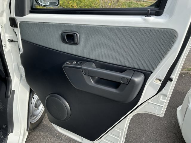 Toyota LITEACE VAN 2019-07 195852-18