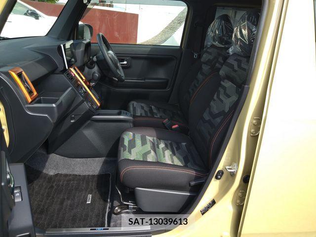 Daihatsu TAFT 2021-10 394443-22