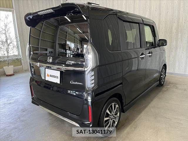 Honda N BOX CUSTOM 2021-06 307358-15