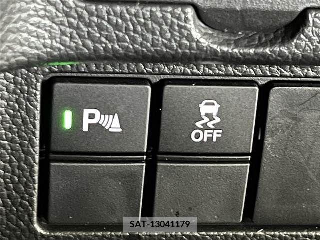 Honda N BOX CUSTOM 2021-06 307358-5