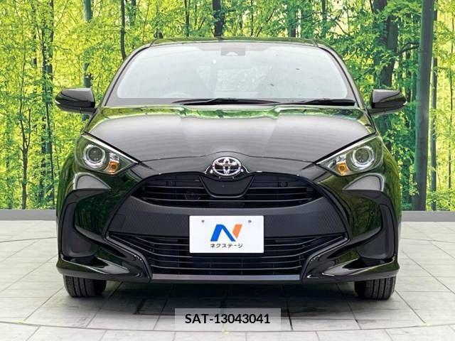Toyota YARIS 2021-03 221879-14