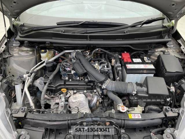 Toyota YARIS 2021-03 221879-18