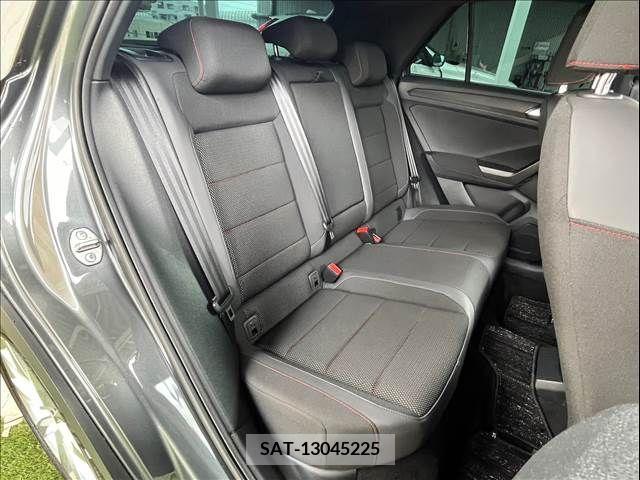VolksWagen T-ROC 2021-09 354433-5