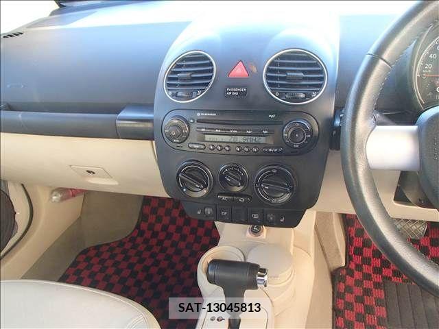 VolksWagen BEETLE 2008-01 205063-13