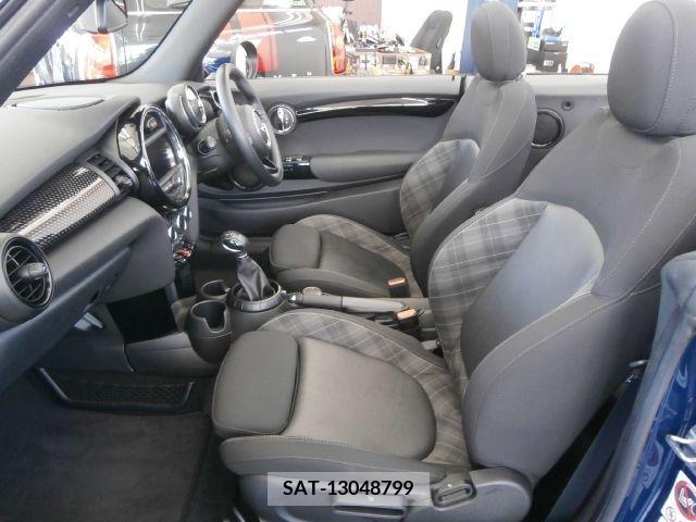 Bmw MINI 2018-03 249696-17