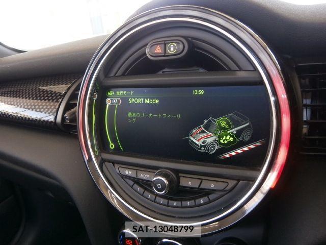 Bmw MINI 2018-03 249696-25