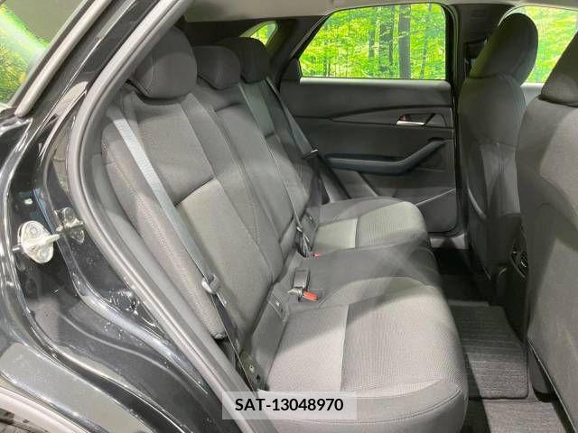 Mazda CX-30 2023-03 204812-9