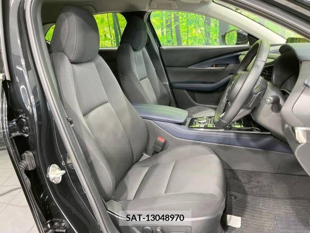 Mazda CX-30 2023-03 204812-8