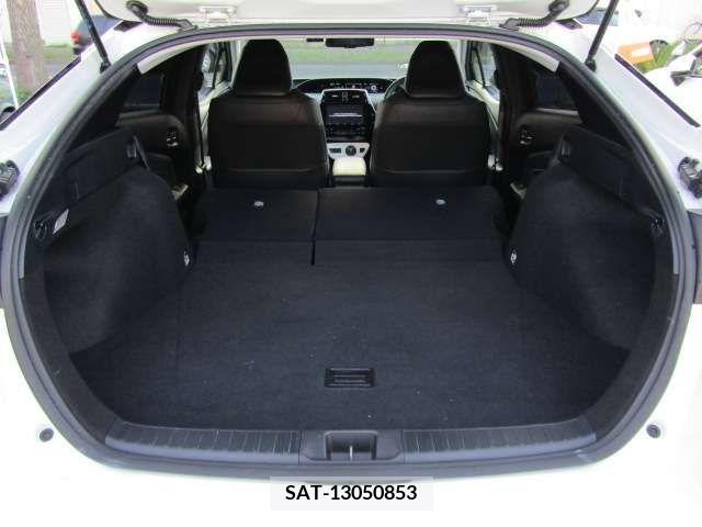 Toyota PRIUS 2017-09 246156-19