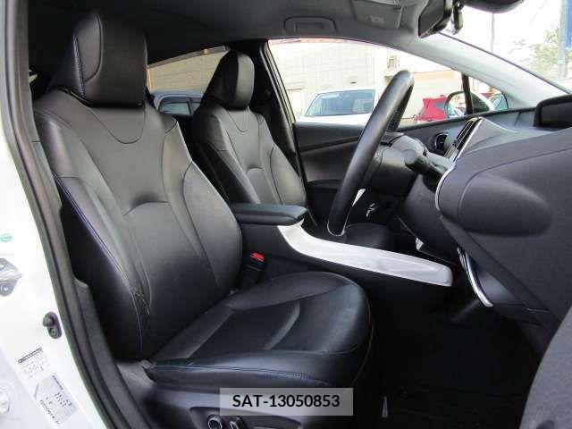 Toyota PRIUS 2017-09 246156-17