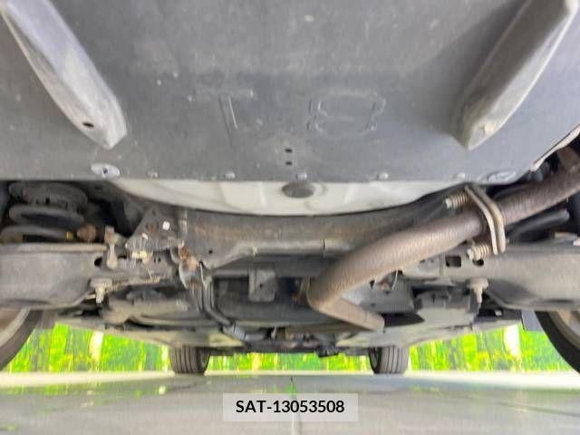 Lexus HS 2009-12 354237-19