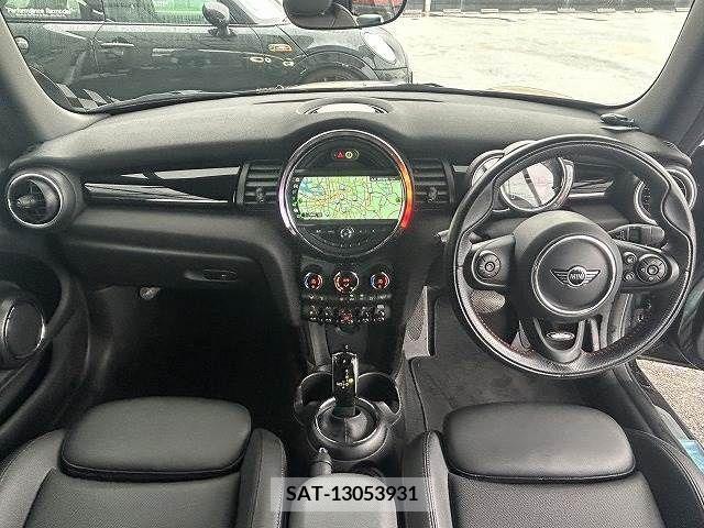 Bmw MINI 2019-01 234138-2