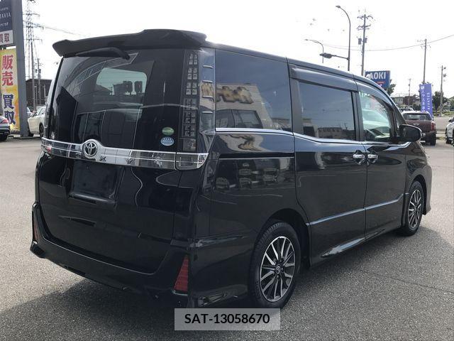 Toyota VOXY 2015-02 370291-2