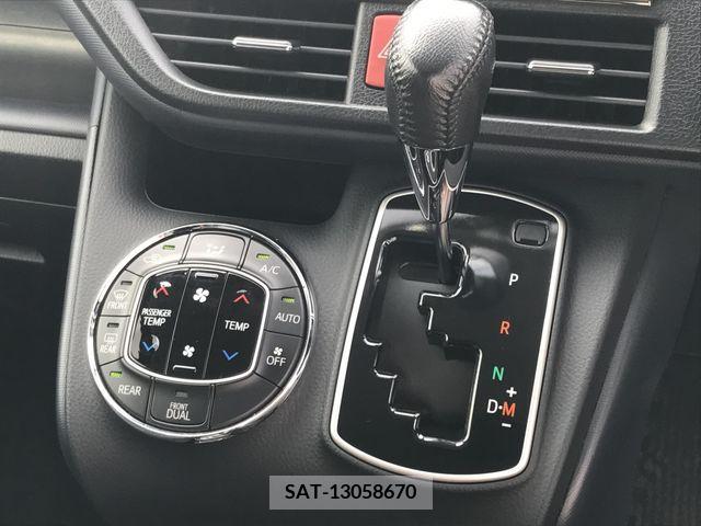Toyota VOXY 2015-02 370291-25