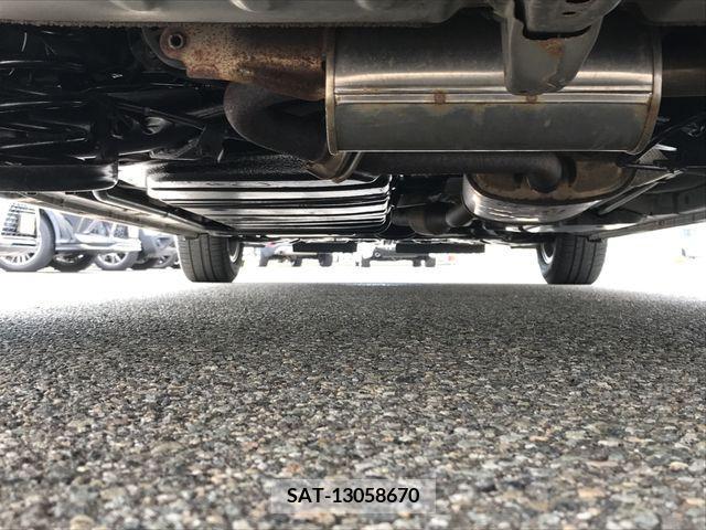 Toyota VOXY 2015-02 370291-28