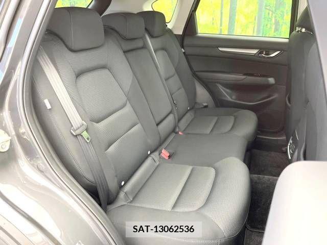 Mazda CX-5 2018-03 210795-9