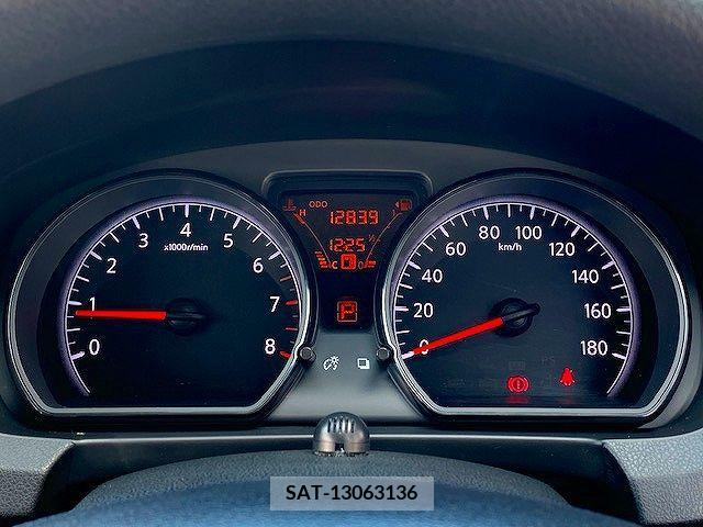 Nissan NOTE 2015-04 372278-7