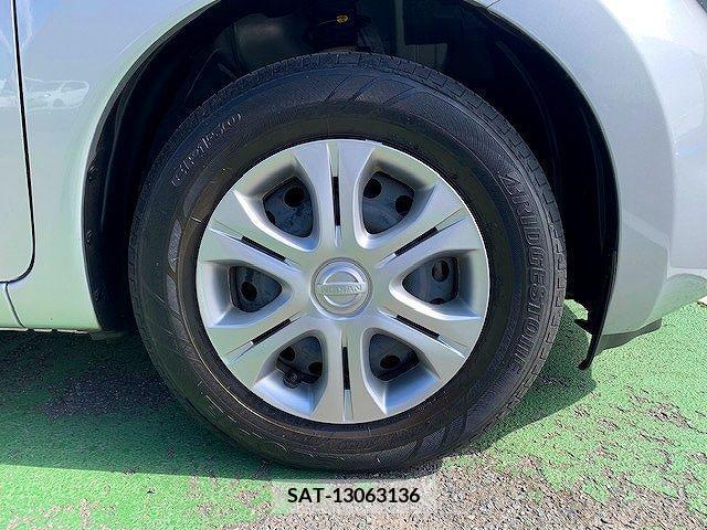 Nissan NOTE 2015-04 372278-26