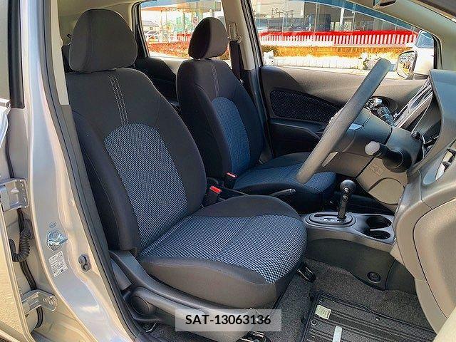 Nissan NOTE 2015-04 372278-9