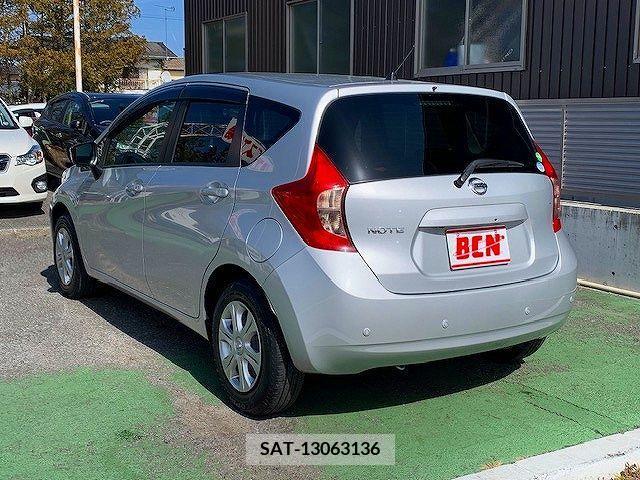 Nissan NOTE 2015-04 372278-8