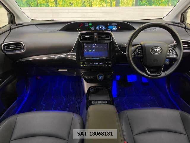Toyota PRIUS 2019-03 211713-1