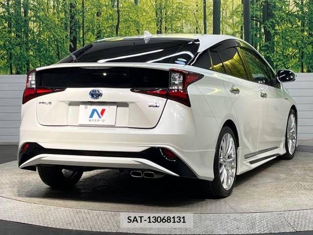 Toyota PRIUS 2019-03 211713-17