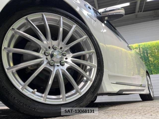 Toyota PRIUS 2019-03 211713-13