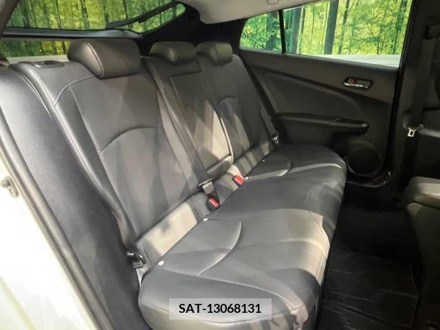 Toyota PRIUS 2019-03 211713-9
