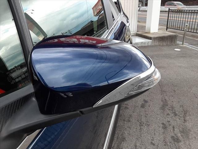 Toyota VITZ HYBRID 2019-03 195126-12