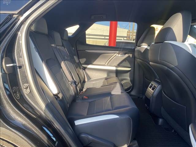 Lexus RX 2019-09 21986-5