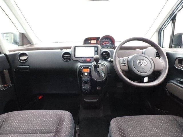 Toyota SPADE 2014-12 192505-2