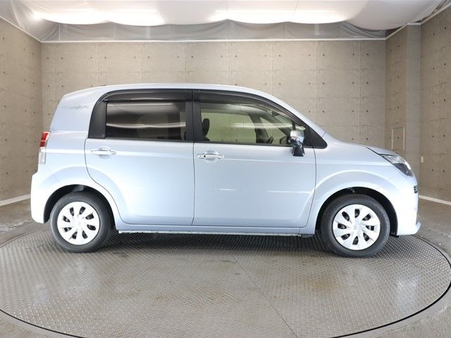 Toyota SPADE 2014-12 192505-22