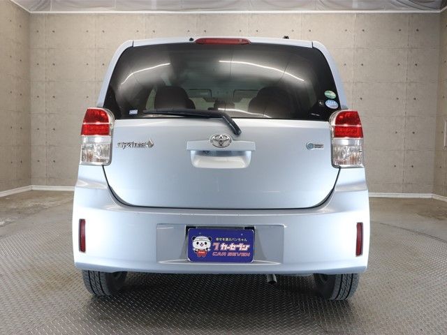 Toyota SPADE 2014-12 192505-23