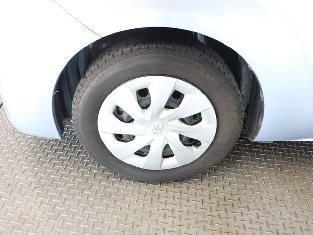 Toyota SPADE 2014-12 192505-27