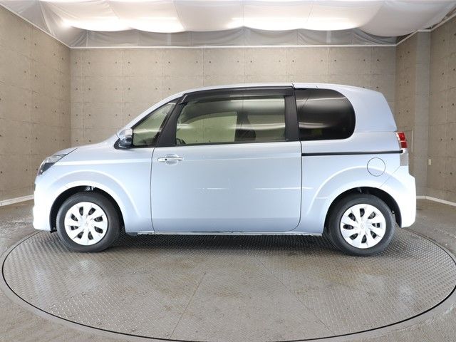 Toyota SPADE 2014-12 192505-25