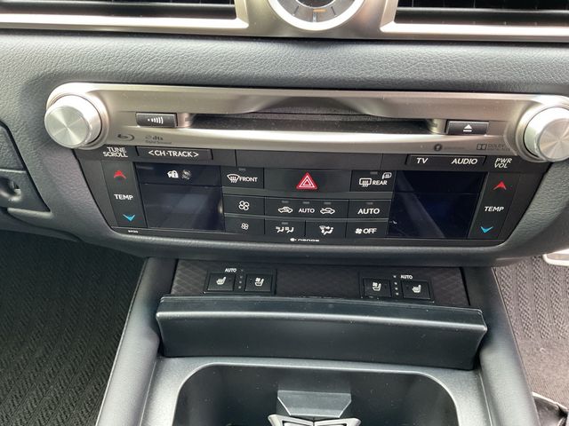 Lexus GS 2018-02 193214-15