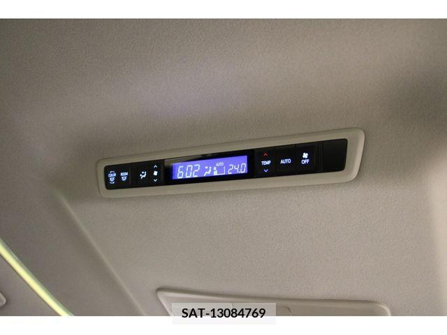 Toyota VELLFIRE 2017-04 220830-14