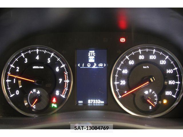 Toyota VELLFIRE 2017-04 220830-3