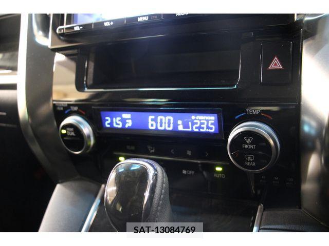 Toyota VELLFIRE 2017-04 220830-8