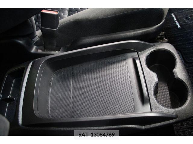Toyota VELLFIRE 2017-04 220830-10