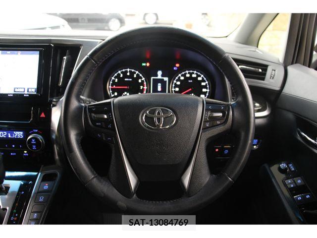 Toyota VELLFIRE 2017-04 220830-12