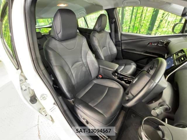 Toyota PRIUS 2019-04 393333-8