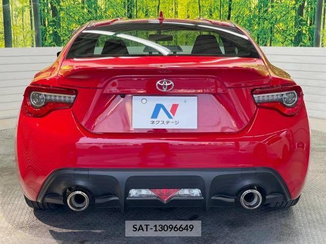 Toyota 86 2017-11 321232-15