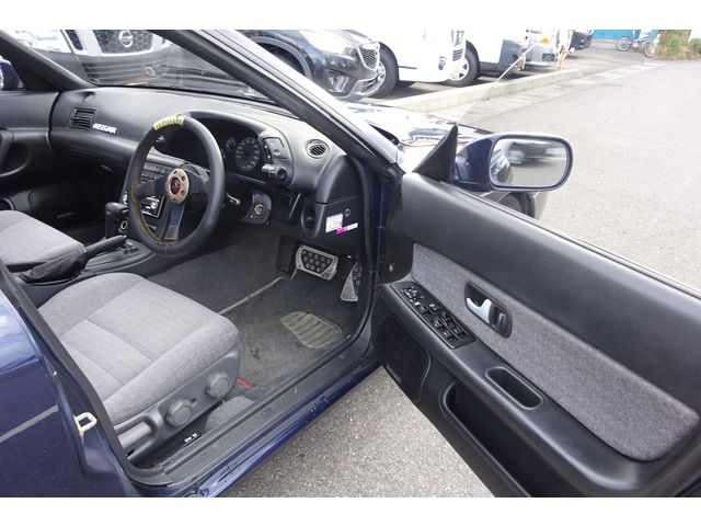 Nissan SKYLINE 1991-09 189287-10
