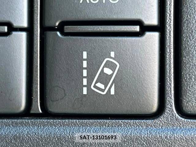 Toyota NOAH 2020-04 365141-5