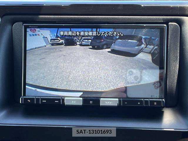 Toyota NOAH 2020-04 365141-4